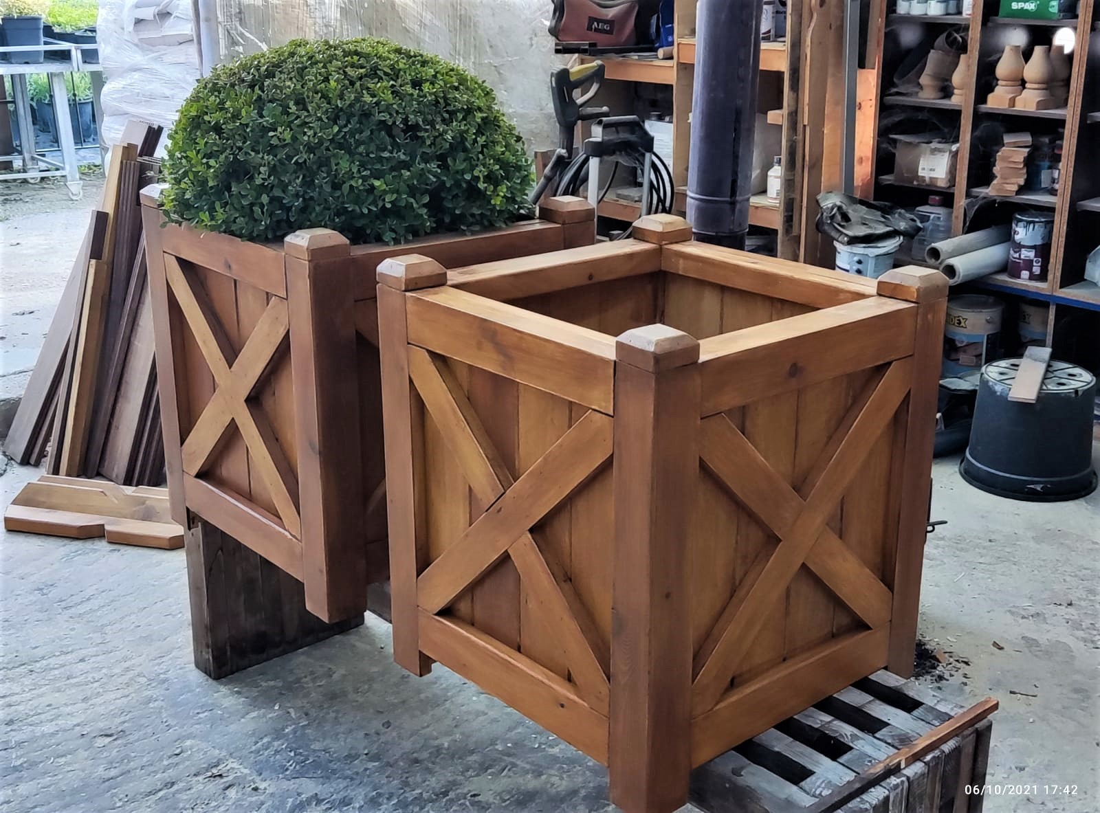 AHŞAP SAKSI 50X50X50